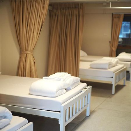 בנגקוק Krung Tone Hostel מראה חיצוני תמונה