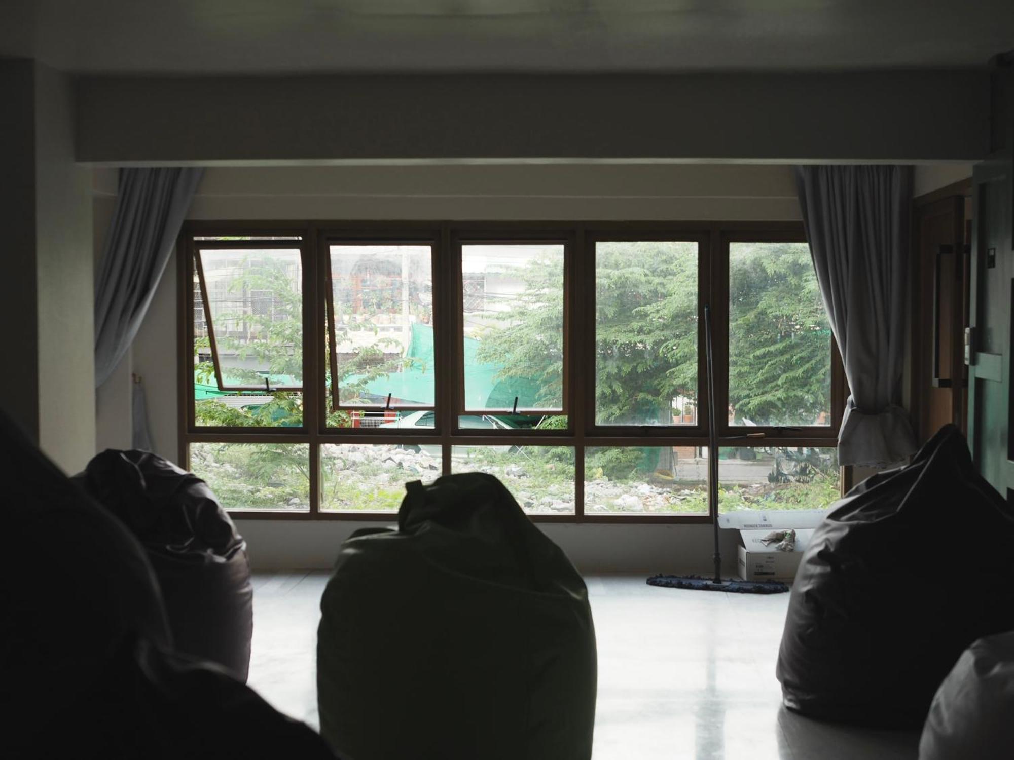 בנגקוק Krung Tone Hostel מראה חיצוני תמונה
